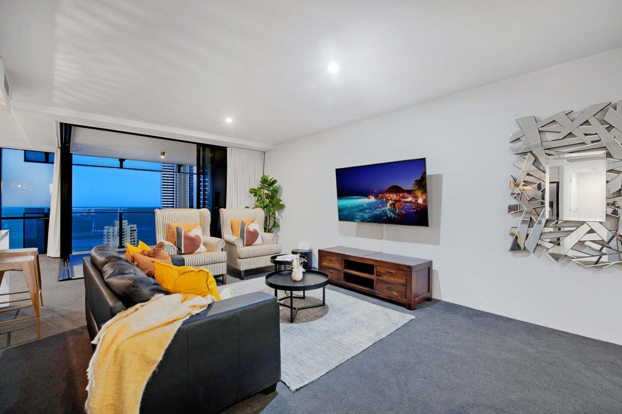 Ocean View Apartments With Balcony - Circle On Cavill - Central Location! - Self Contained & Privately Managed Gold Coast Exterior photo