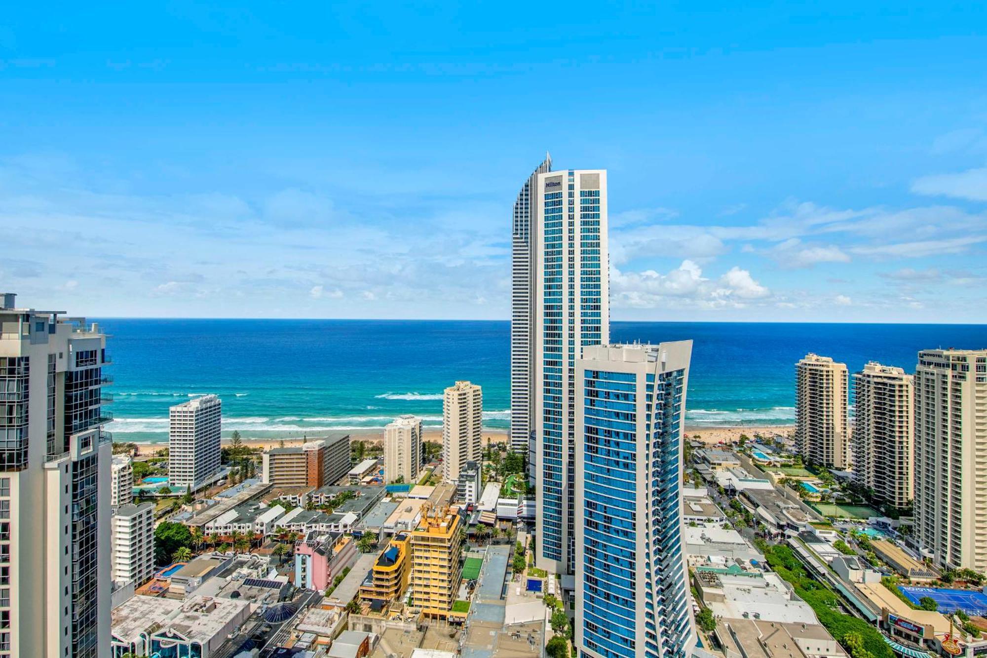 Ocean View Apartments With Balcony - Circle On Cavill - Central Location! - Self Contained & Privately Managed Gold Coast Exterior photo