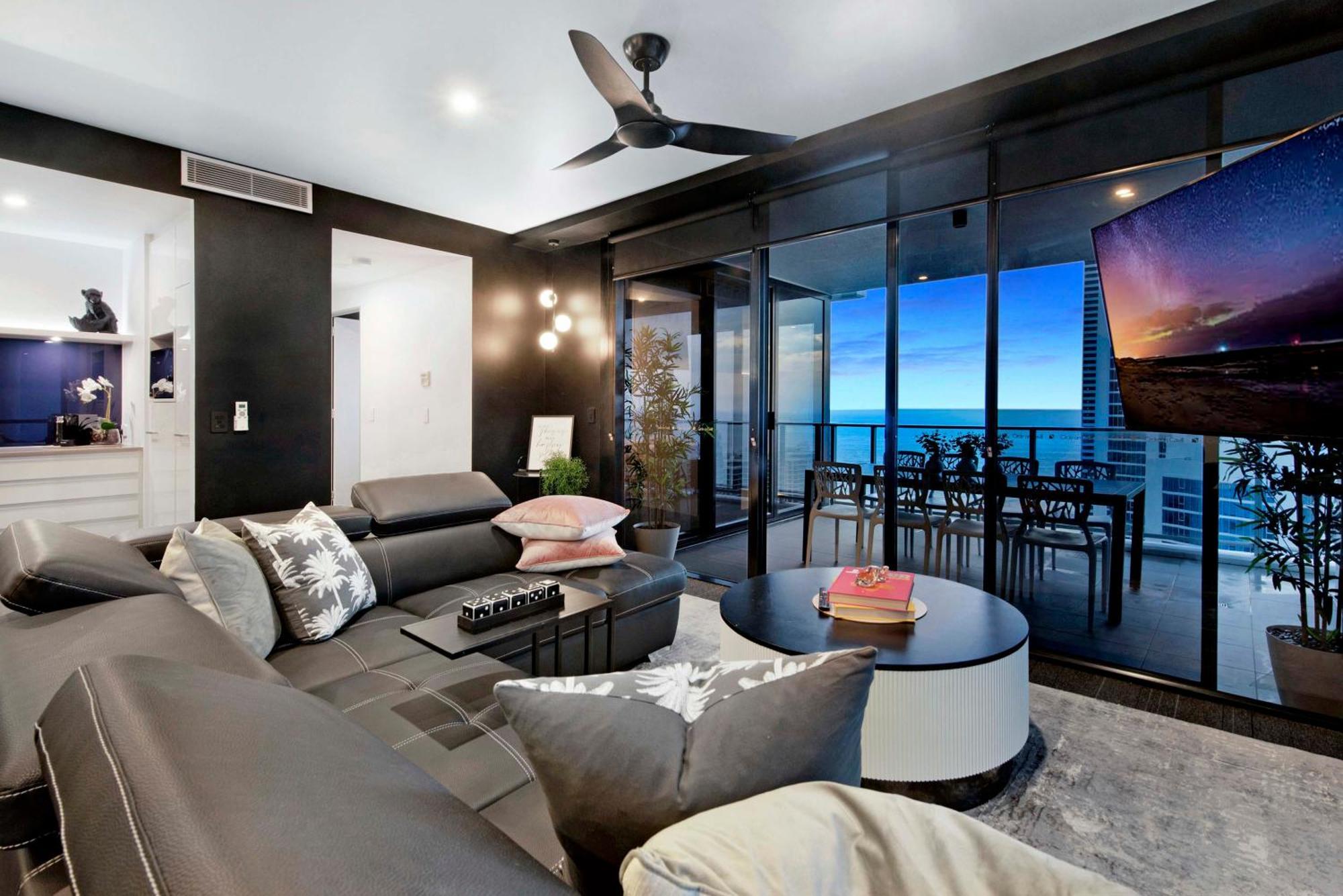 Ocean View Apartments With Balcony - Circle On Cavill - Central Location! - Self Contained & Privately Managed Gold Coast Exterior photo