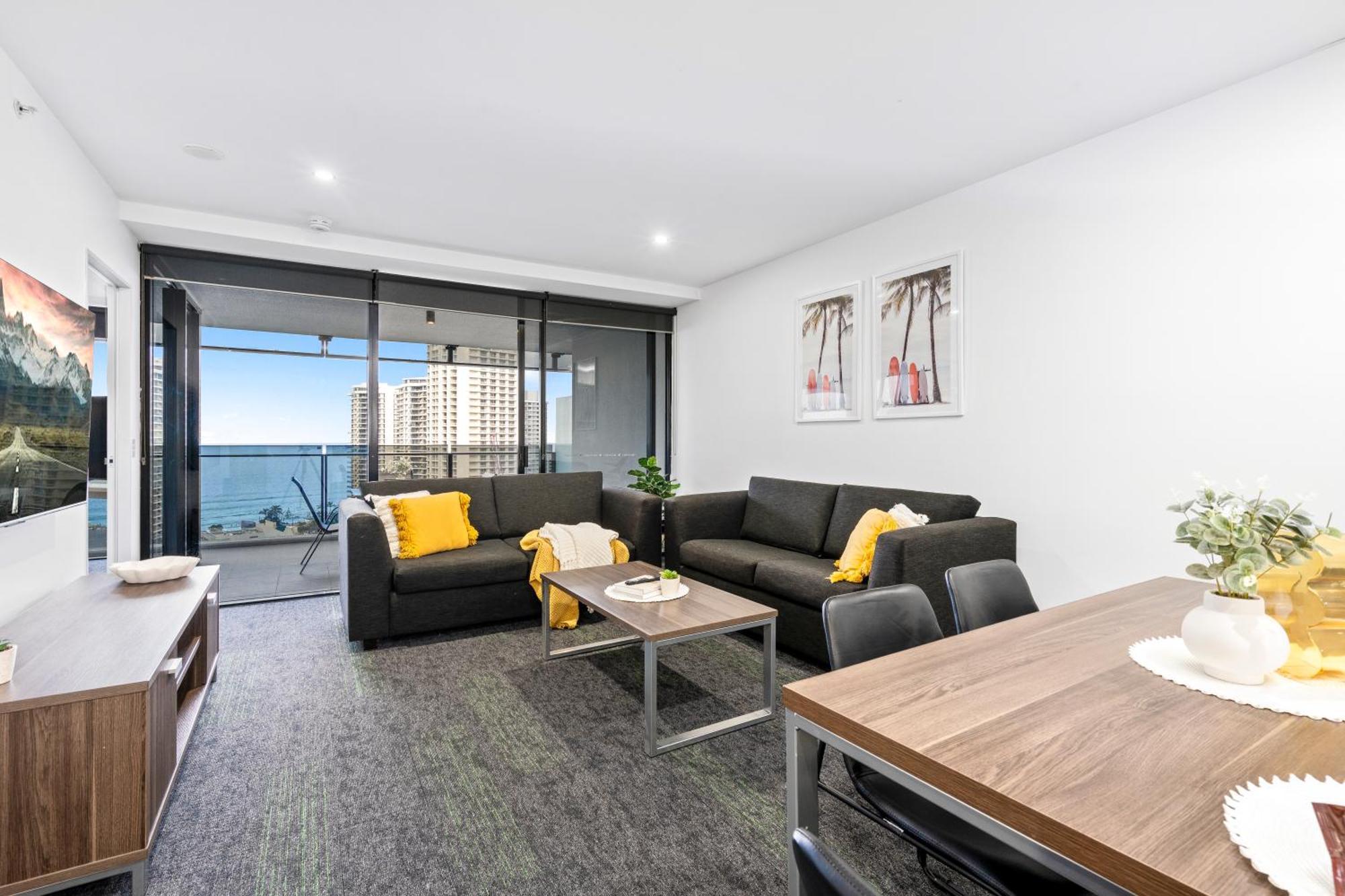 Ocean View Apartments With Balcony - Circle On Cavill - Central Location! - Self Contained & Privately Managed Gold Coast Exterior photo