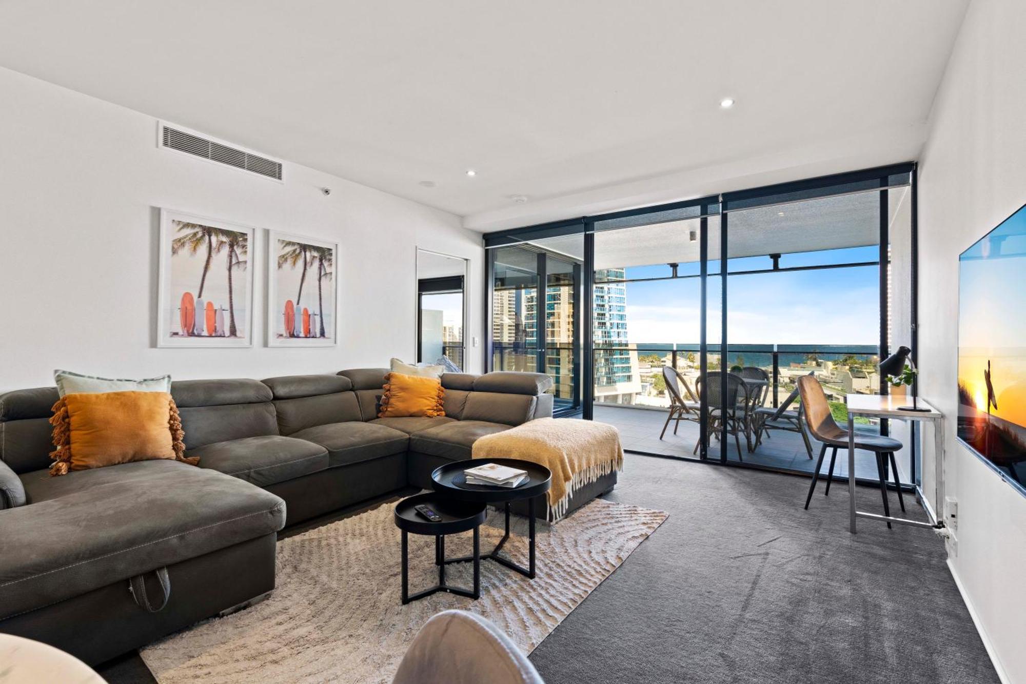 Ocean View Apartments With Balcony - Circle On Cavill - Central Location! - Self Contained & Privately Managed Gold Coast Exterior photo